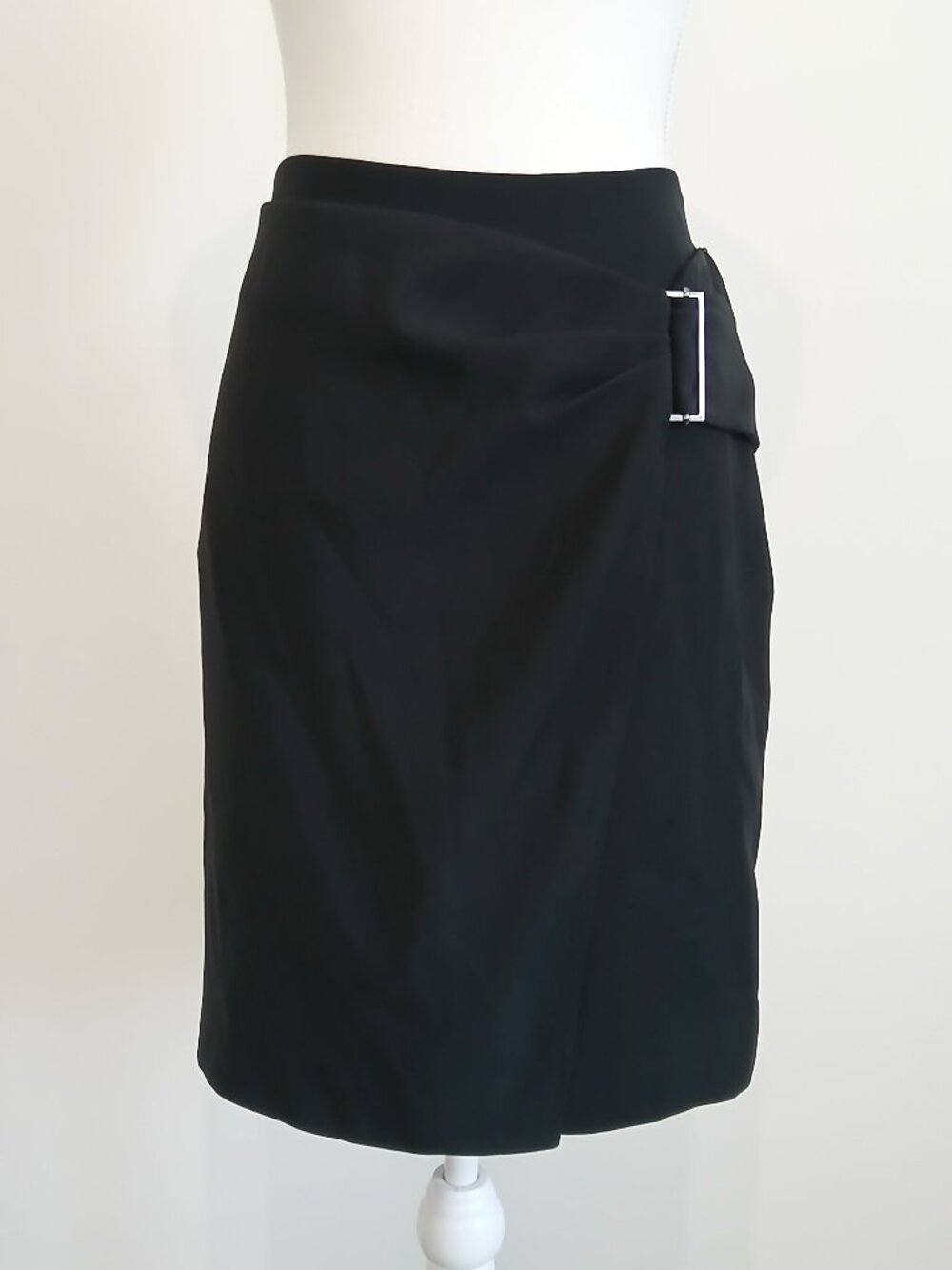 Aritzia Babaton Draped Wrap Style Knee Length Skirt Size 10